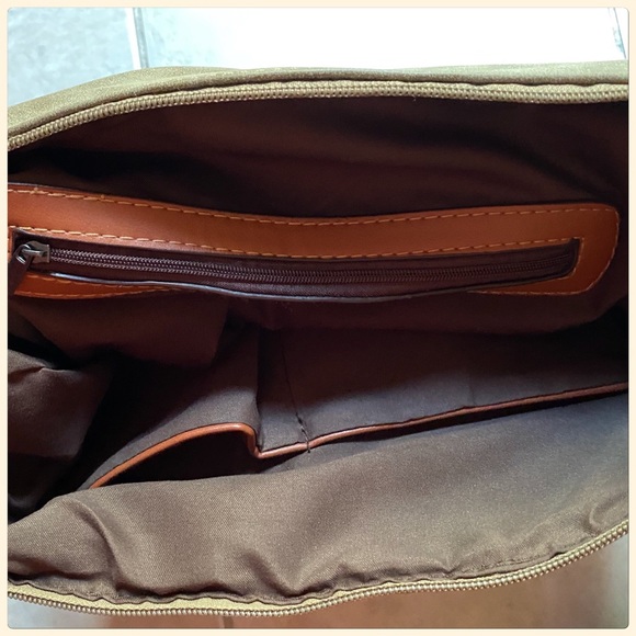 NWT 2X HP Beautifully Detailed Large Tan/Brown Crossbody Shoulder Bag - Picture 11 of 13